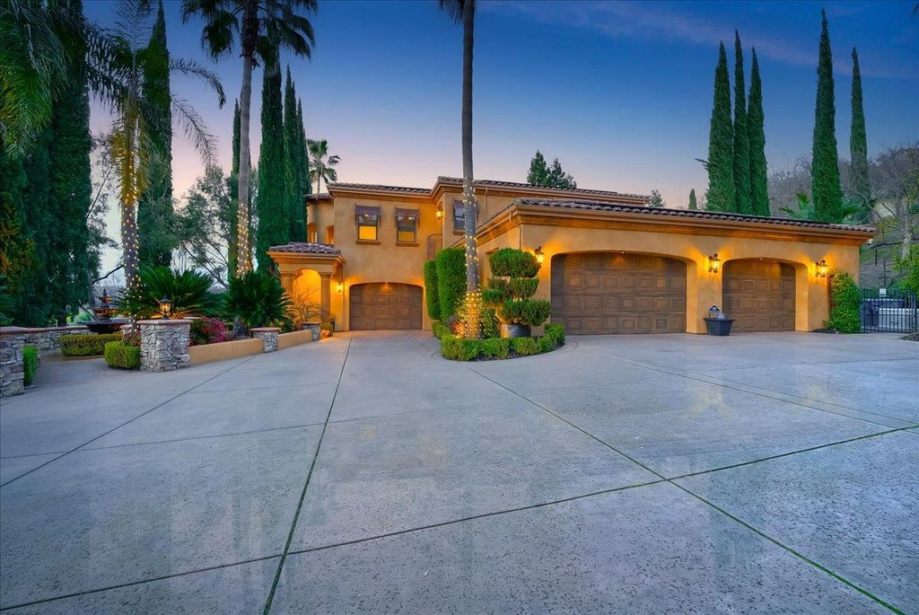 Home at Whitney Oaks Golf Club
