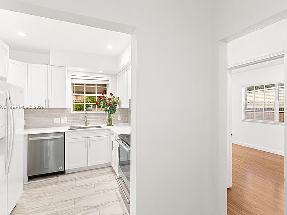 5th image of 4487 SW 15th Ter
