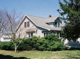 2 Perryville Rd, Pittstown, NJ 08867