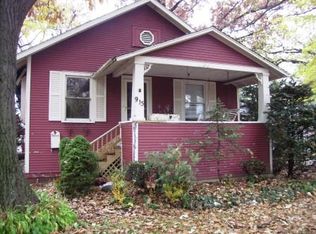 915 W Pacific Ave, Waukegan, IL 60085
