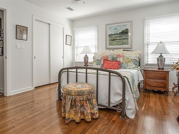 5th image of 4025 Collinwood Ave