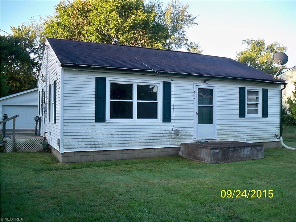 1st image of 814 W Fike Ave