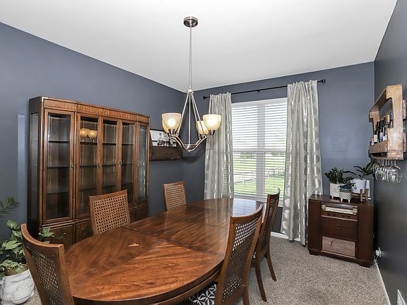 5th image of 2672 Moutray Ln