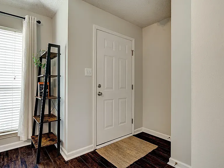 173 Stonebridge Cir — Photo 5