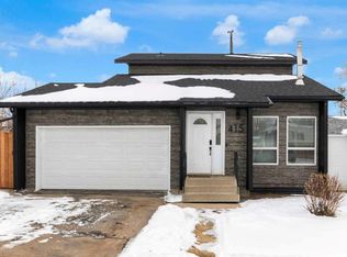 415 W Bruce Ave, Carbon, AB T0M0L0