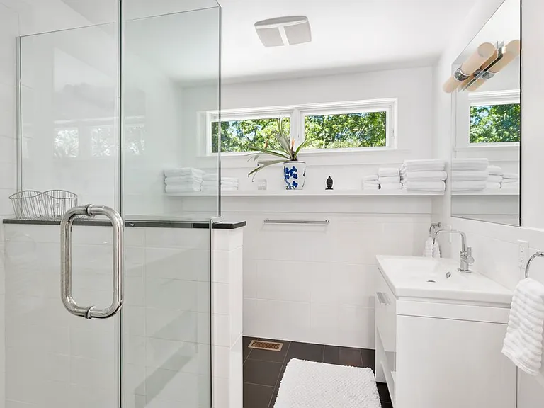 5 Rowman Ct — Photo 17