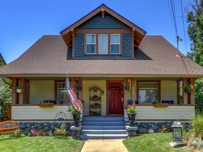 1065 N San Antonio Ave, Pomona, CA, 91767