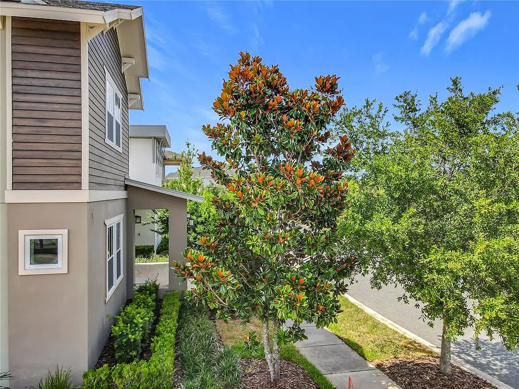 4 bed, 3.5 bath, 3400 sqft, $4,800 — Photo 4