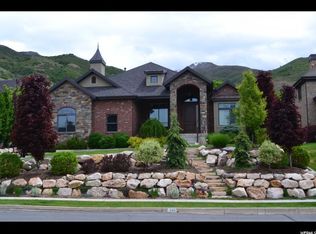 1263 S Deer Crest Cir, Fruit Heights, UT 84037
