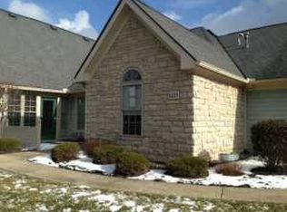 1220 Stonehouse Ct, Lancaster, OH 43130