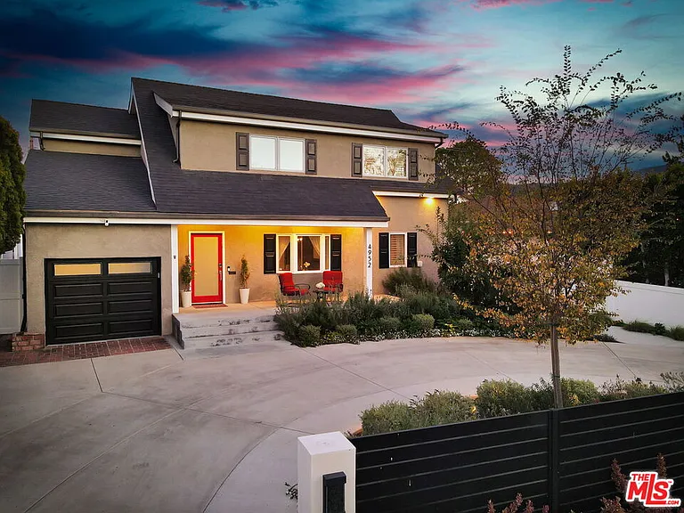 4952 Placidia Ave — Photo 2