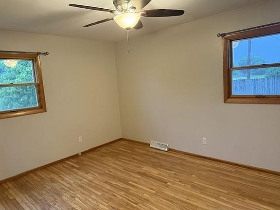 5th image of 1421 25th St