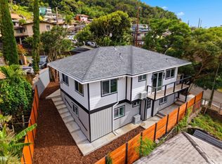2702 Nihi St, Honolulu, HI 96819