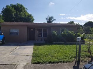 1030 S C St, Lake Worth, FL 33460
