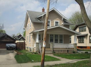 214 Frame Ave, Waukesha, WI 53186