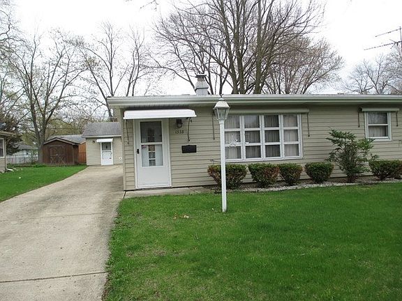 2nd image of 1328 Kingston Ave