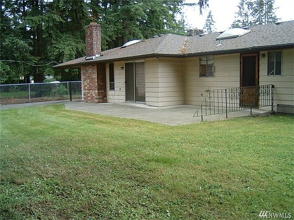 2nd image of 4324 105th Pl NE