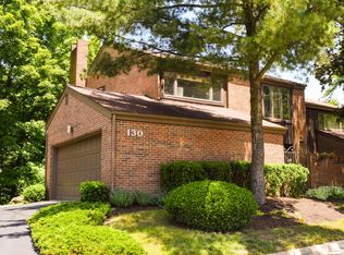 130 Glen Cir, Worthington, OH 43085