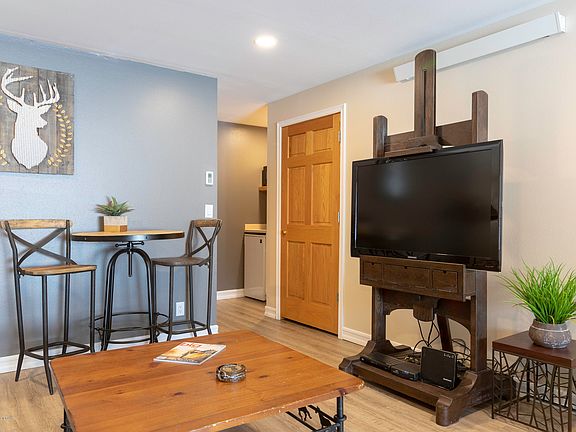 2nd image of 450 E Kelly Ave #2501