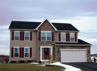 1310 Summit Run Ct, York, PA 17408