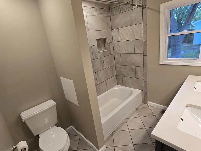2922 Washington St — Photo 11