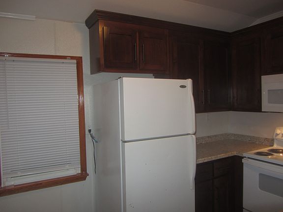 4th image of 15091 Fort Campbell Blvd APT 2