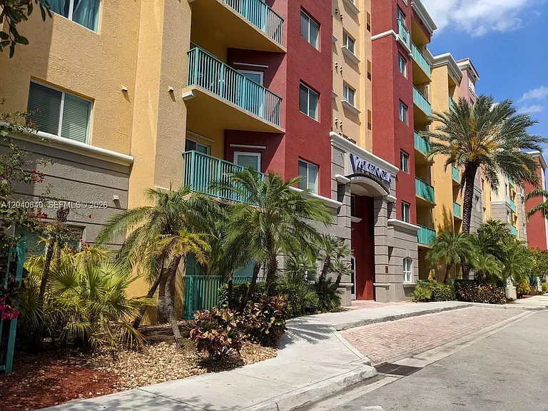 6001 SW 70th St #621 — Photo 9