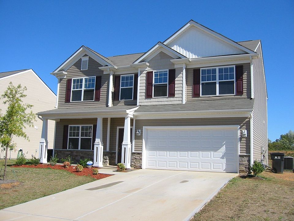 Great Value is this nearly new Colonial!