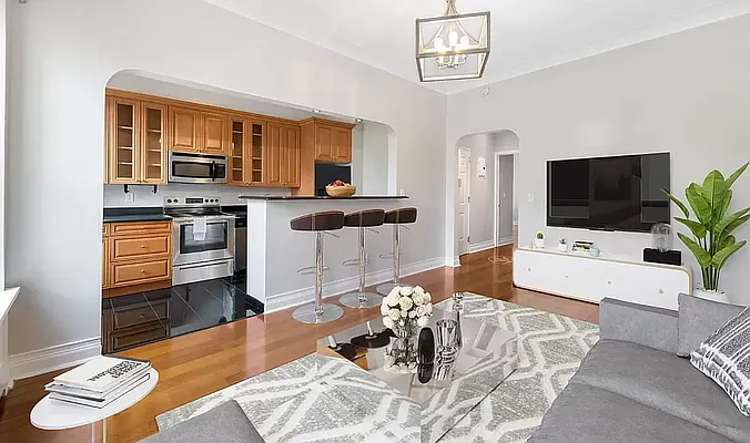 Rented by REAL New York | media 16