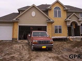 18472 Van Cp, Omaha, NE 68130