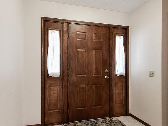 3rd image of 5417 S 104th Ave
