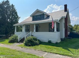 2615 Center Rd, Moriah, NY 12960