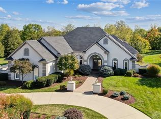 1210 Waters Edge Dr, Dayton, OH 45458