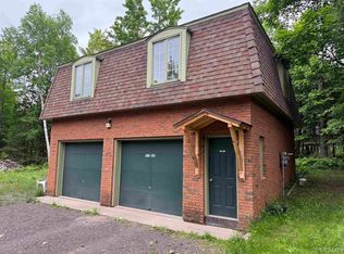 713 1/2 W Jacker Ave, Houghton, MI 49931