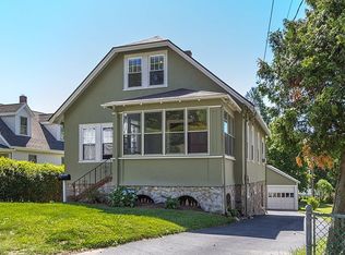 118 Gainsville Rd, Dedham, MA 02026