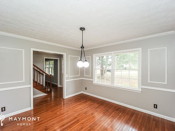 5th image of 3560 Clubhouse Ln SE