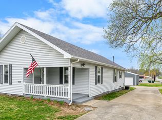 1322 W Fairplay St, Bolivar, MO 65613