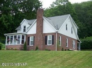 210 E Hillside Dr, Lock Haven, PA 17745