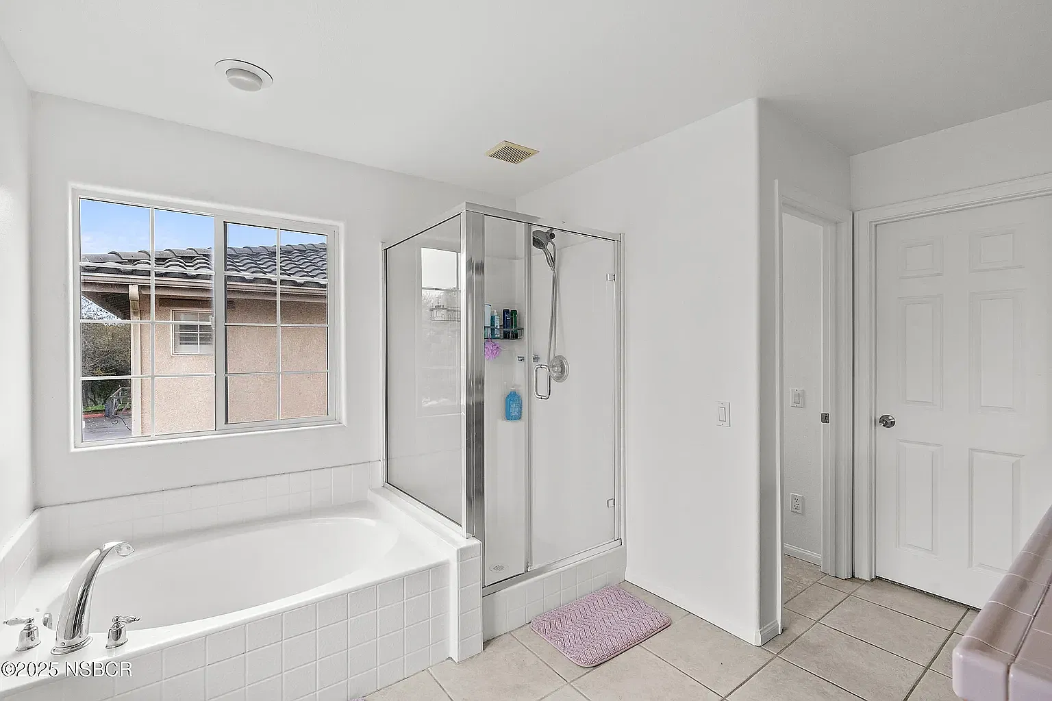 3 bed, 1874 sqft, $4,399 — Photo 1