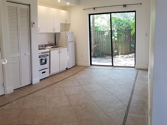 5th image of 575 NE 66th St #4