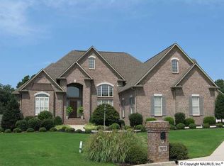 3100 Lake South Ct SW, Hartselle, AL 35640