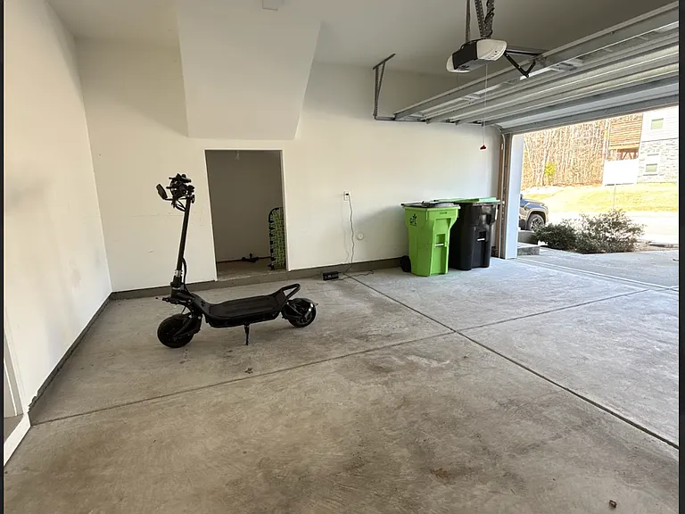 2059 Eva Pearl Dr — Photo 12