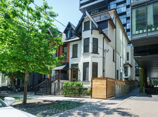 46 Stewart St #3, Toronto, ON M5V 1H6