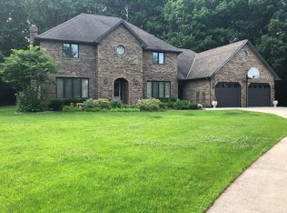 4113 N Pine Tree Rd, Hobart, WI 54155