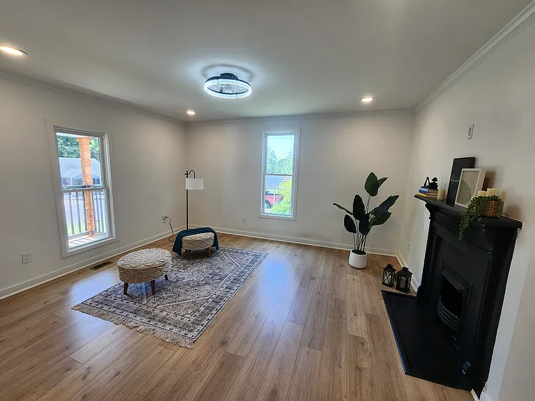 1828 Maxton Ave — Photo 16