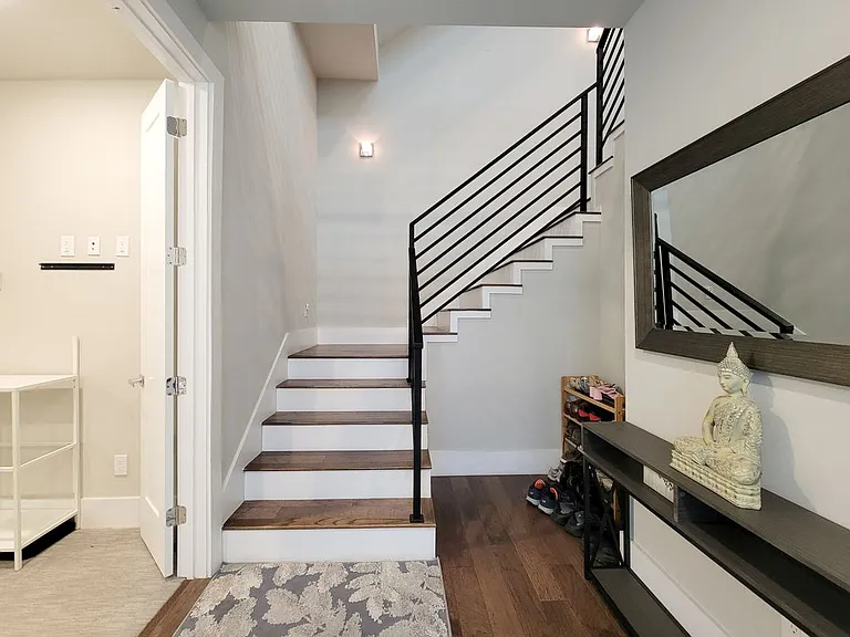 5709 Larkin St #A — Photo 9