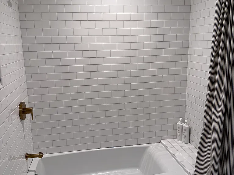 2076 Paramount Dr #1/2 — Photo 20