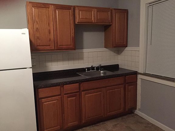 3rd image of 4953-4955 Mardel Ave