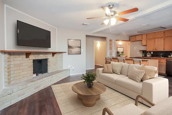 5211 Parkridge Dr — Photo 6