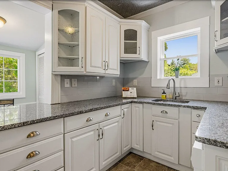 25 Mill St #25B — Photo 6